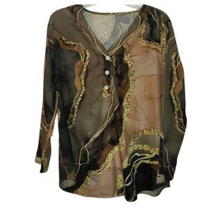 Blouse with graphic design and long sleeves. Size L. #1-0212 NWOT